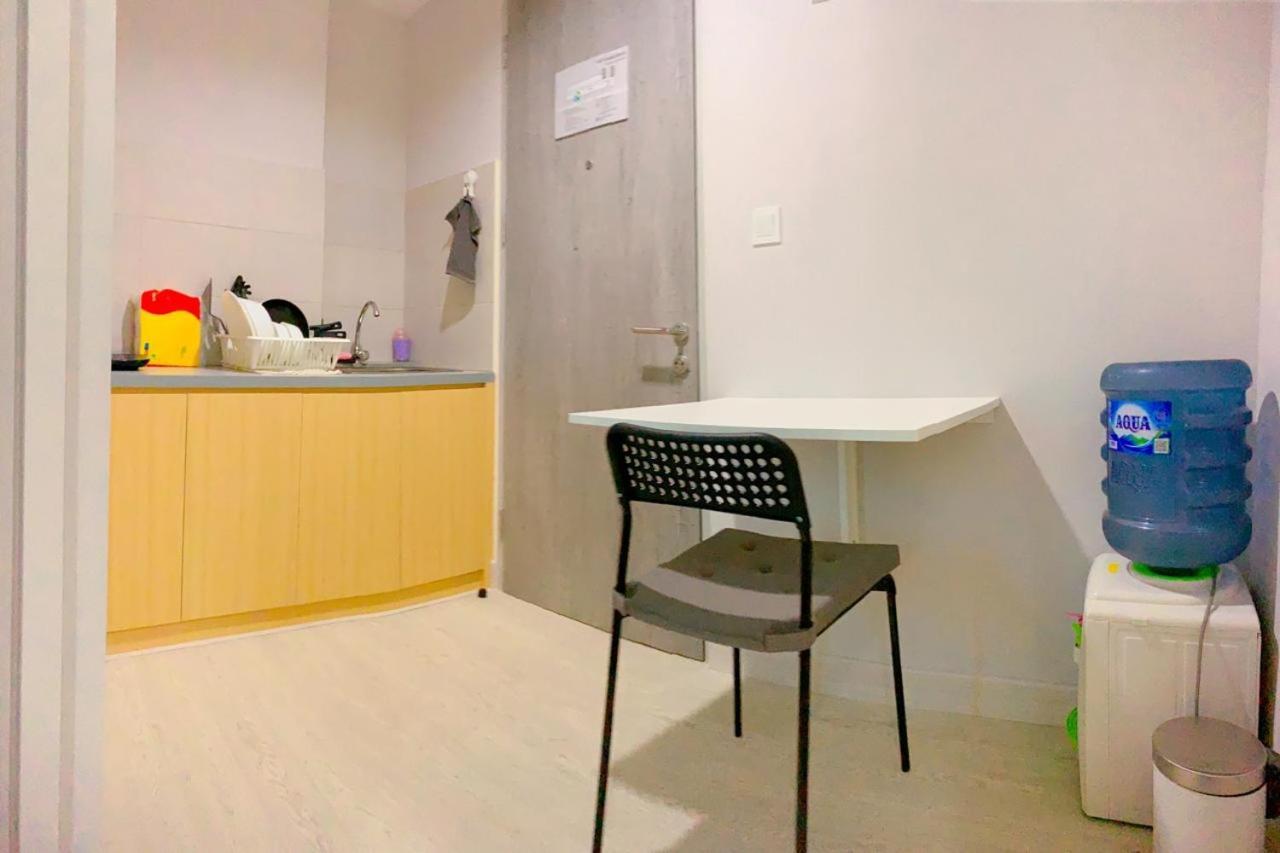 Apartemen Osaka Riverview Pik 2 By Benchmark Tangerang Exterior photo